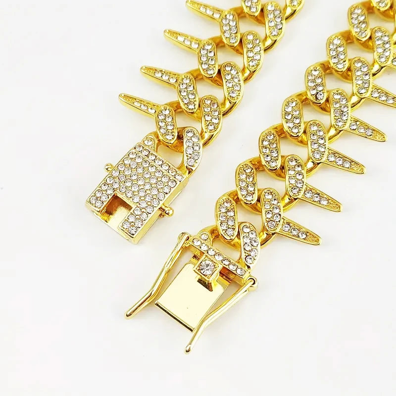 Walking Chain Diamond Necklace