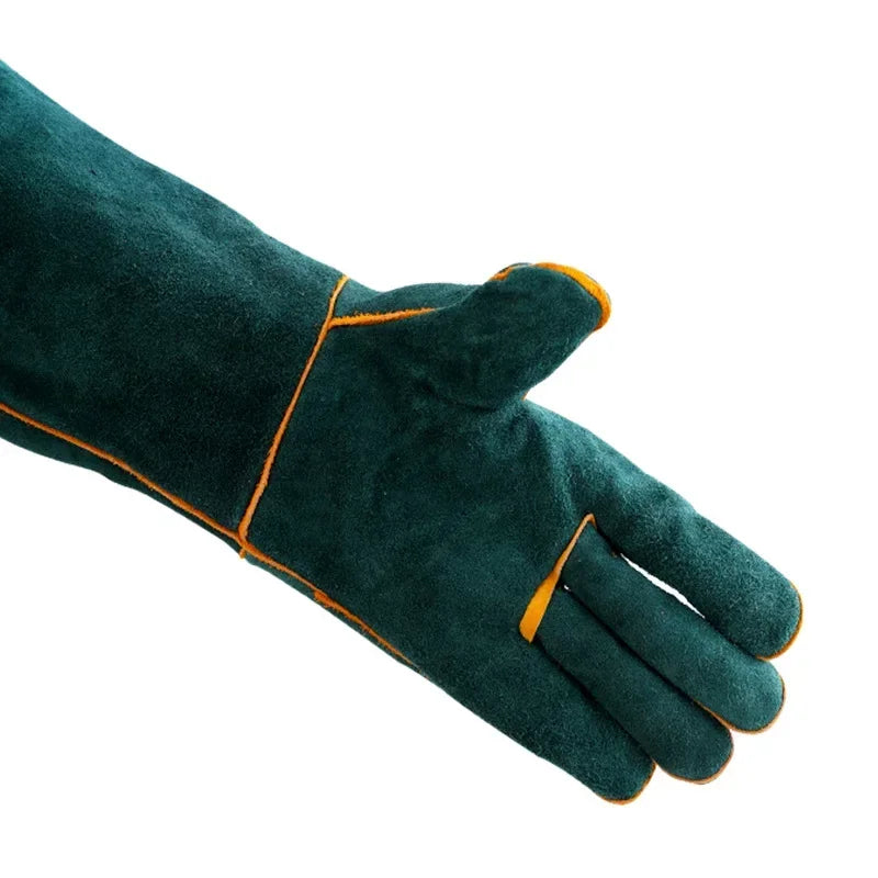 Bite resistant animal gloves